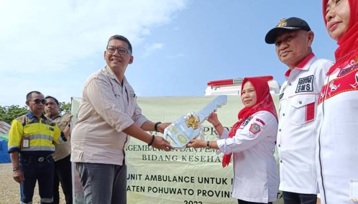 Bantu Pemda Wujudkan Pohuwato Sehat Maju Sejahtera, PGP Serahkan Bantuan Ambulance