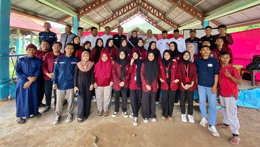 Mahasiswa KKN UNG