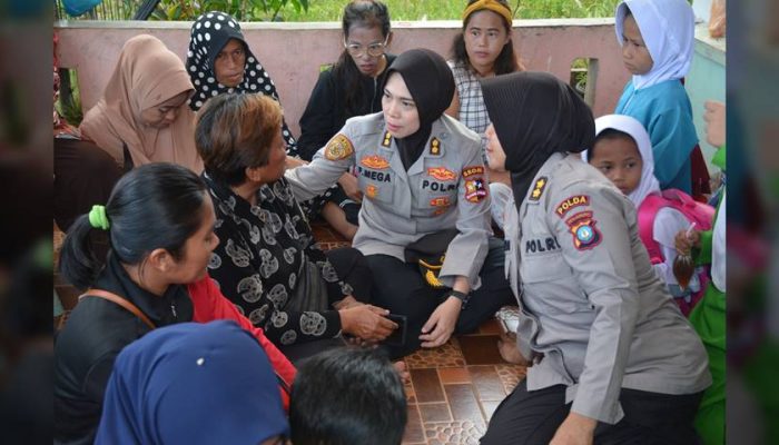 Polri Gelar Bakti Kesehatan Bagi Masyarakat di Batam