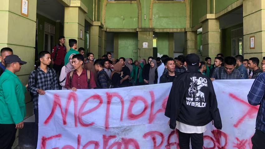 Mahasiswa IAIN