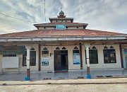 Masjid di Gorontalo Utara Ini Sediakan Minuman Gratis Bagi Jemaah