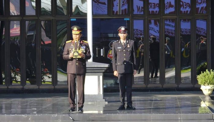 Pimpin Upacara Peringatan Hari Pahlawan, Wakapolda: Kita Bukan Bangsa Pecundang