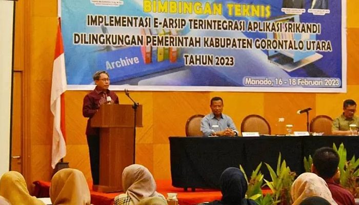 Suleman Lakoro Hadiri Bimtek e-Arsip di Manado