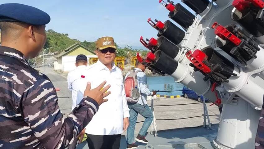 KRI Hasan Basri 382
