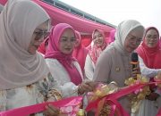 Resmikan Masjid Siti Khadijah, Merlan Ajak Warga Makmurkan Masjid