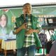 Ketua tim pemenangan Caleg DPR RI dari PPP nomor urut 3 Sawaludin, Meys Kiraman saat berorasi kampanye.