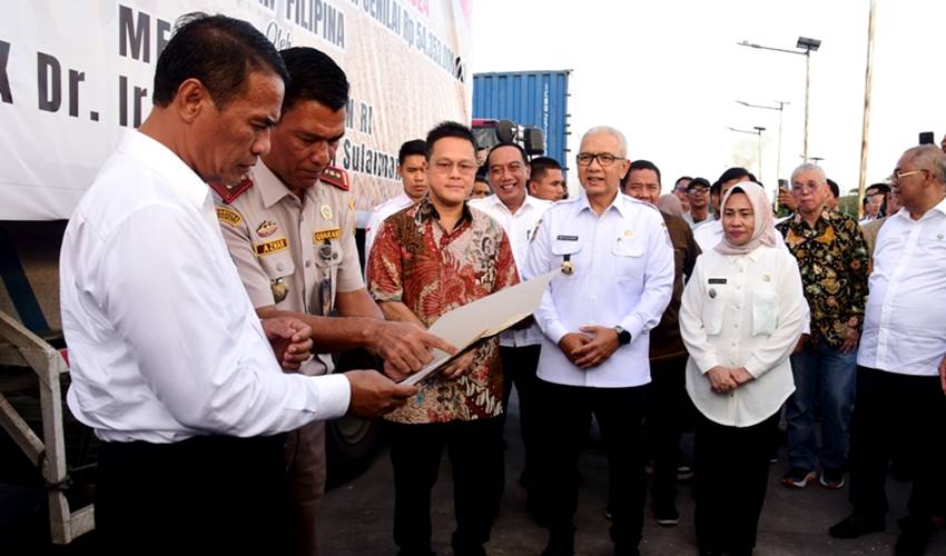 Berkunjung ke Gorontalo, Mentan Lepas Ekspor Jagung ke Filipina