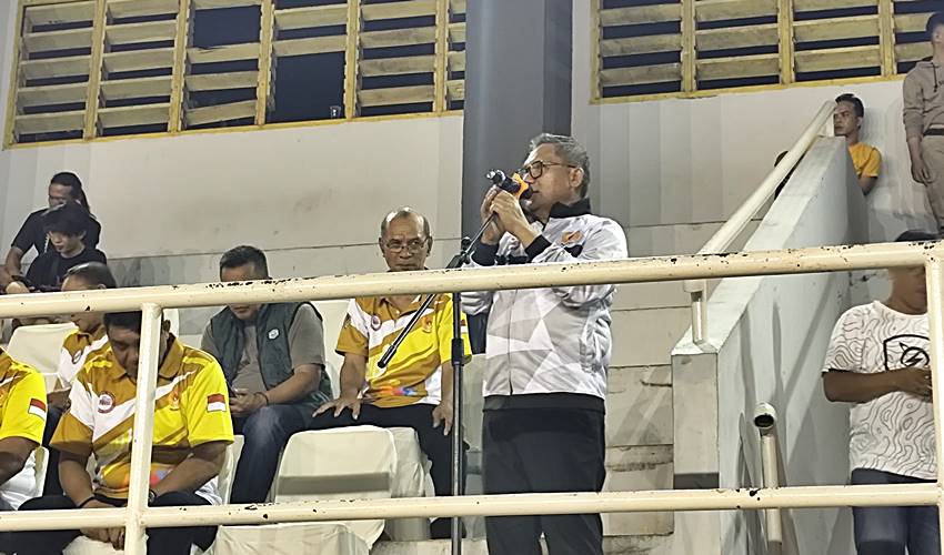 Buka Turnamen Bola Voli Wali Kota Cup IV, Marten_ Junjung Tinggi Sportivitas