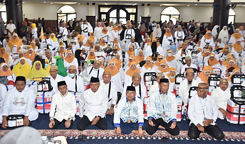 Fokus Beribadah Selama di Tanah Suci, Pesan Nelson kepada 315 JCH Asal Kabgor