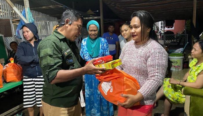 Bantuan Makanan Siap Saji For Korban Banjir Dihentikan, Haris: Diganti dengan Natura