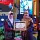 Raih Penghargaan, Ali Sahab Apresiasi Dua Petugas Pantarlih Boalemo
