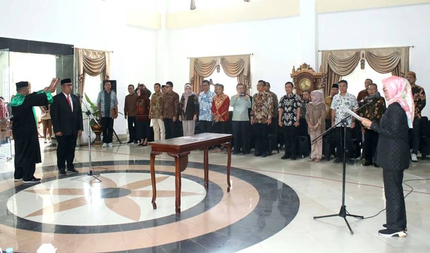 Pelantikan Aznan Sebagai Pj Sekda Bone Bolango Sudah Sesuai Aturan