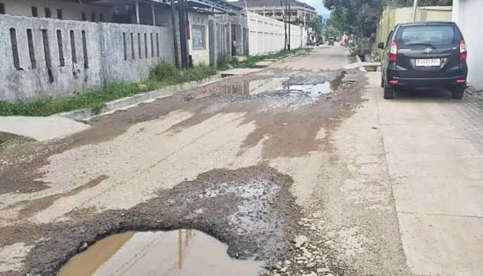 Dear Pengemudi Truk Kontainer, Stop Lintasi Ruas Jalan yang Tak Sesuai Ketentuan