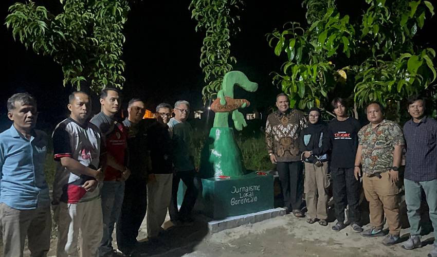 Monumen Tanggomo di Sekretariat AMSI Gorontalo, Eduart_ Isyarat Merawat Tradisi