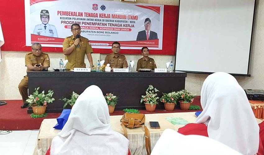 Pembekalan TKM, Aznan_ Bukti Kepedulian Pemerintah Tekan Angka Pengangguran