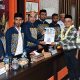 KPU Boalemo_ Tiga Paslon Serahkan Berkas di Hari Terakhir Pendaftaran