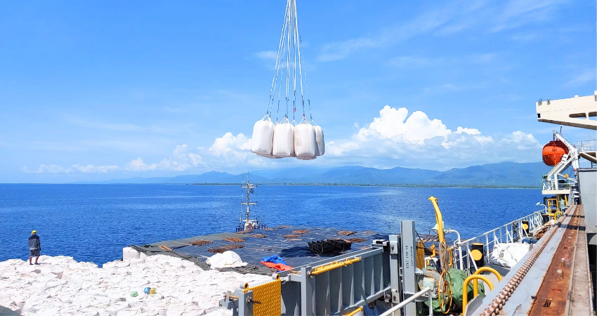 Pelabuhan Lalape yang berada di Desa Trikora Kecamatan Popayato. (Foto: PT. BJA)