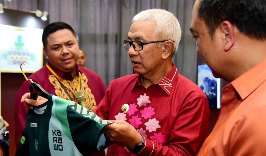 Kolaborasi Olami dan Patah Kompas Clothing Ciptakan Jersey Karawo Berinovasi Karaglow