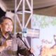 Pjs Bupati Bone Bolango, Budiyanto Sidiki ketika menutup rangkaian Festival Maleo 2024 di Kawasan Objek Wisata Danau Perintis, Ahad (18/11/2024). (Foto: Hms Pemkab Bone Bolango)