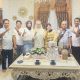 Para tokoh penambang Suwawa ketika berpose bersama dengan Calon Bupati dam Wakil Bupati Bone Bolango, Merlan Uloli dan Syamsu Botutihe, Ahad (3/11/2024). (Foto: Tim media MULUS)