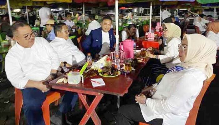 Peduli dengan Pedagang Kaki Lima, Tonny-Marten Didoakan Menang di Pilgub