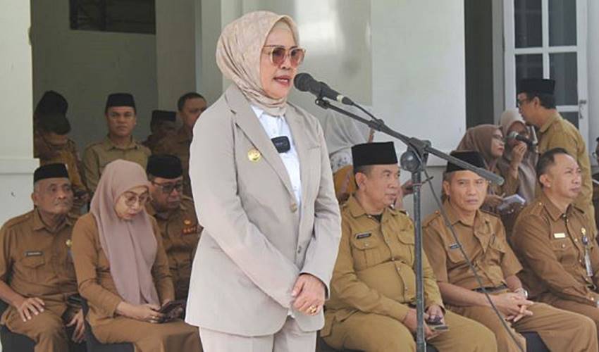 Fokus Cerdaskan Bangsa, Merlan Apresiasi Perjuangan Para Guru di Bone Bolango