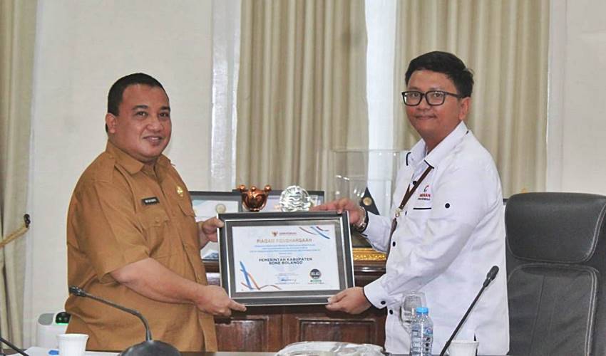 Ombudsman _ Pelayanan Publik Pemkab Bone Bolango Masuk Zona Hijau