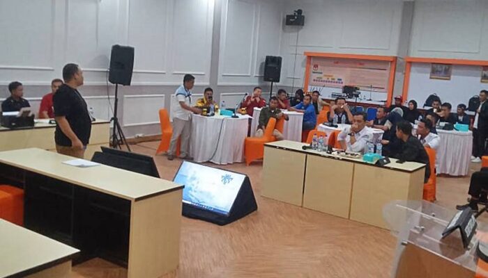 Pilkada Gorut: Saksi Paslon Nomor Urut 2 dan 3 Enggan Tandatangani Berita Acara Pleno Rekapitulasi KPU