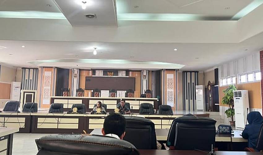 DPRD Gorut Gelar Rapat Evaluasi Internal Kelembagaan