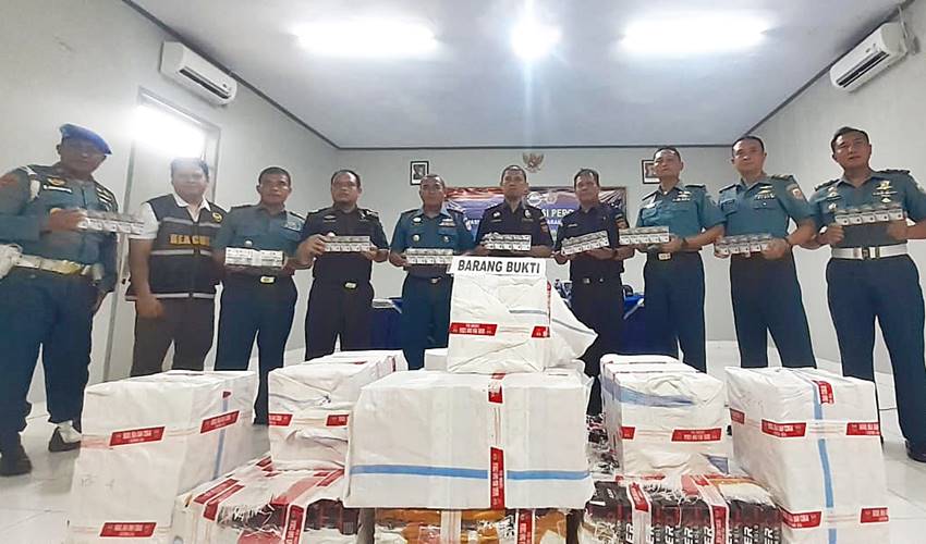 Lanal Gorontalo Ungkap Ratusan Ribu Batang Rokok Tanpa Cukai