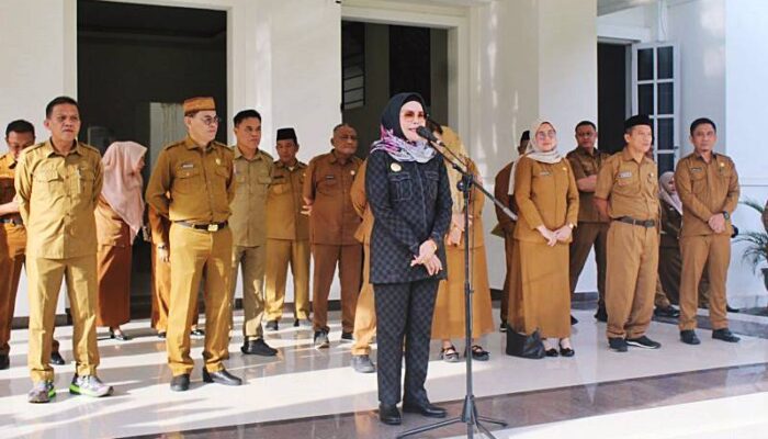 Pimpin Apel Awal Pekan, Merlan Pamitan ke ASN
