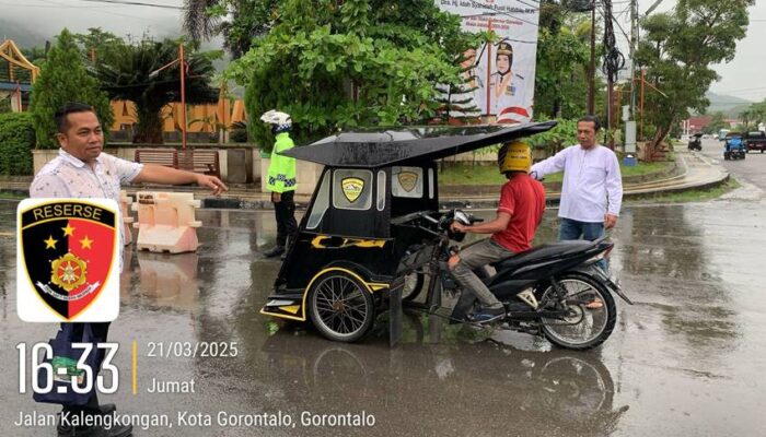 Satreskrim Polresta Gorontalo Kota Salurkan Paket Takjil Sambil Imbau Jaga Kamtibmas