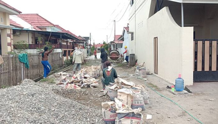 Akhirnya Warga Perum Wongkaditi Permai III Bisa Nikmati Jalan Mulus, Setelah 10 Tahun Berjibaku dengan Jalan Berlubang