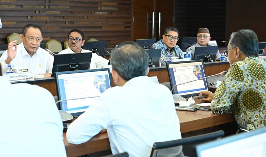 Kembali Perjuangkan DAK, Bupati Sofyan Datangi Kementerian PUPR