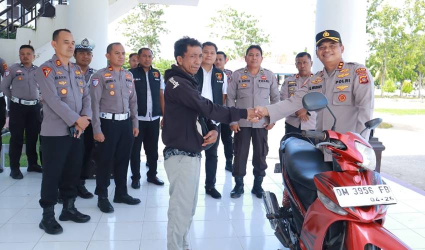Korban Premanisme di Pohuwato dapat Santunan dari Kapolres