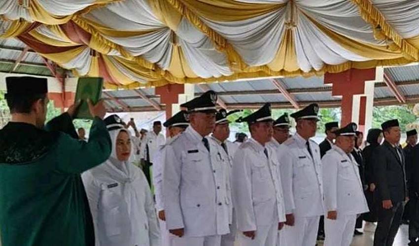 Lantik 9 Pj Kades dan PAW BPD, Lahmuddin Ingatkan Transparansi Pengelolaan Keuangan