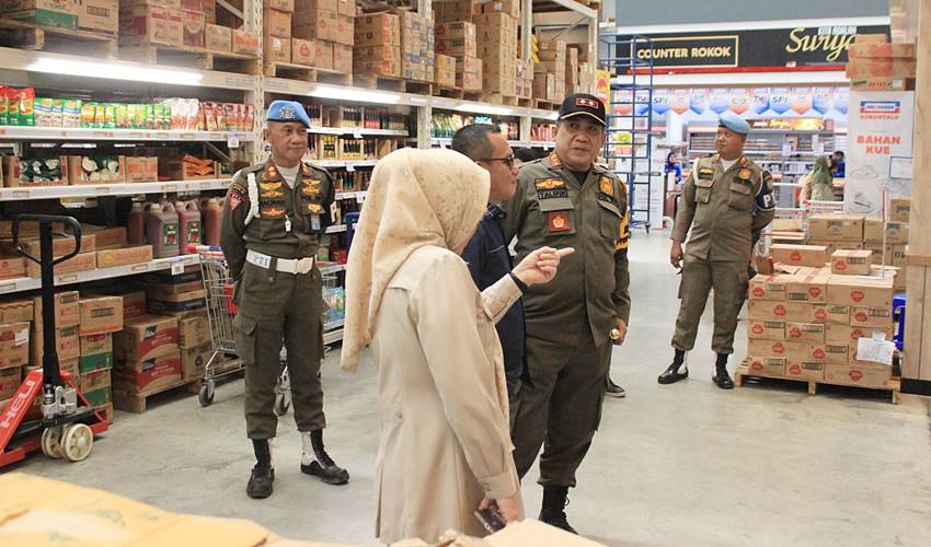 Bareng Komisi I Deprov, Satpol PP Razia ASN Kelayapan saat Jam Kerja
