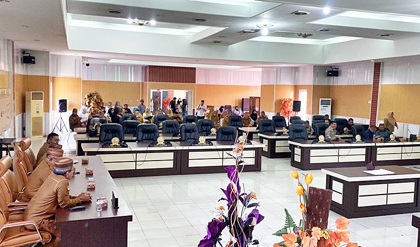 DPRD Gorut Gelar Paripurna Penetapan Bupati dan Wabup Periode 2025-2030