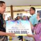 Gubernur Gusnar Salurkan Bantuan UEP di Kota Gorontalo
