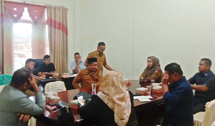 Komisi II Dekab Gorut Evaluasi Ranperda BUMD