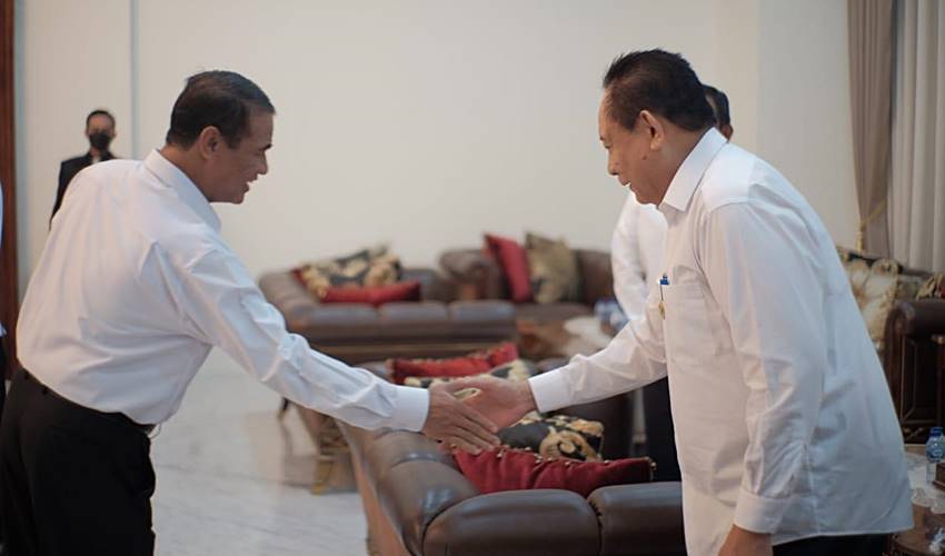 Kunjungan Gubernur Gusnar ke Tiga Kementerian Berbuah Hasil Manis