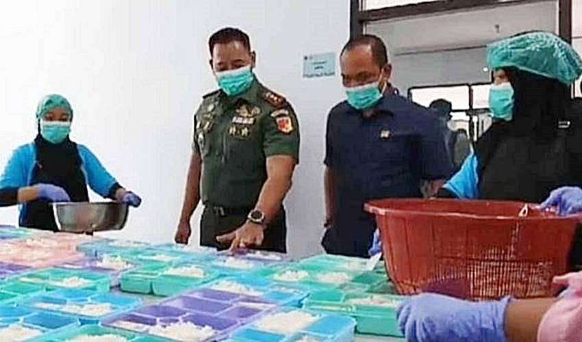 Ketua DPRD Kabgor Tinjau Langsung Pelaksanaan MBG di Limboto Barat