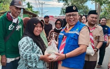 Bantu Korban Banjir, Sofyan Puhi Apresiasi Kepedulian Kwarcab Pramuka Kabgor