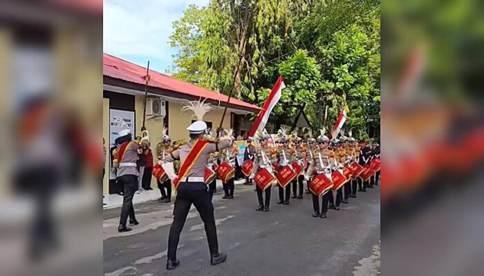 HUT Bhayangkara ke-79, Aksi Drumband Otanaha Polda Gorontalo Curi Perhatian Warga