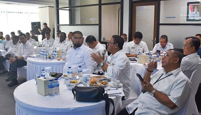 Hadiri Rapat Konsolidasi APKASI, Bupati Rum Suarakan Anggaran Beasiswa Bagi Siswa dan Mahasiswa