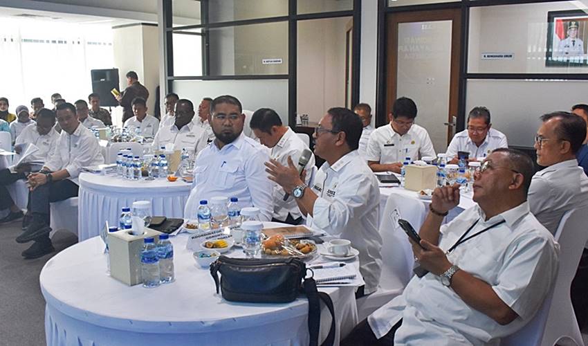 Hadiri Rapat Konsolidasi APKASI, Bupati Rum Suarakan Anggaran Beasiswa Bagi Siswa dan Mahasiswa