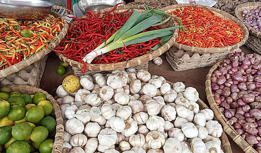 Harga Tomat di Pasar Sentral Kota Gorontalo Meroket, Tembus Rp 35 Ribu per Kilogram
