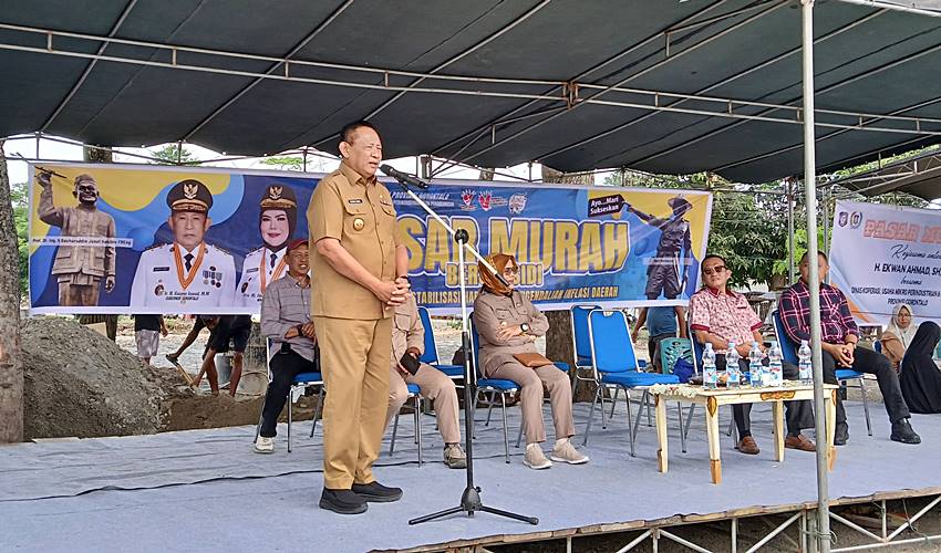 Warga Wongkaditi Timur Nikmati Pasar Murah Pemprov Gorontalo