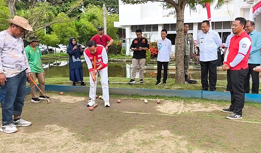 Gubernur Gusnar Resmi Buka Turnamen Gateball Antar OPD_ Kolaborasi dan Sportivitas Warnai HUT ke-80 RI 1