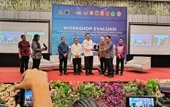 Hadiri Evaluasi Pengelolaan Keuangan Desa, Gubernur Gusnar Tekankan Tiga Isu Prioritas